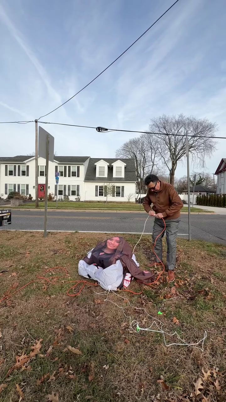 inflatable-sign-fainted-open-house-13-pm-video-cover