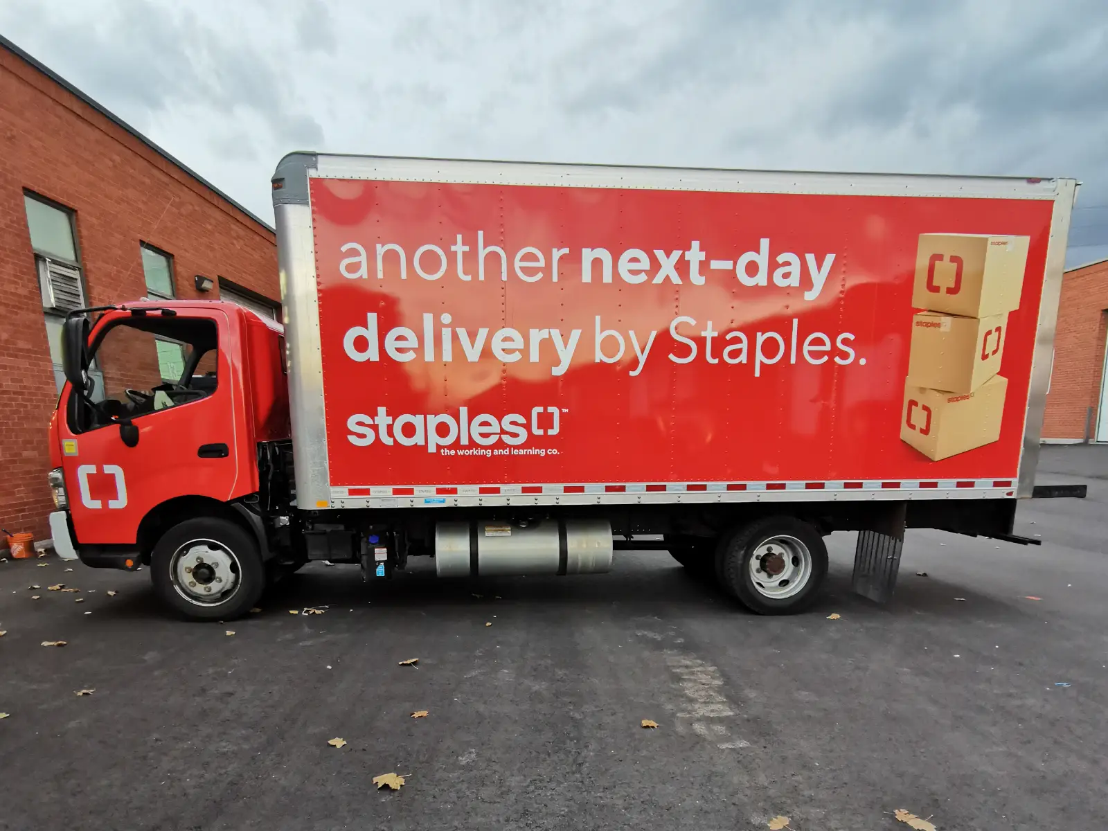 make-your-delivery-trucks-do-the-selling-7ae058ff.png